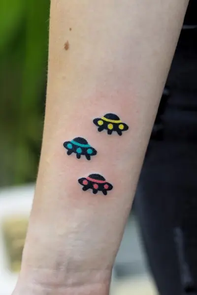 100 Amazing Tattoo Designs for Men You Must Try! 31 Colorful UFO Tattoo With Wonder