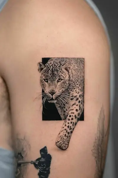 100 Amazing Tattoo Designs for Men You Must Try! 59 Optical Illusion Lion Tattoo on Arm