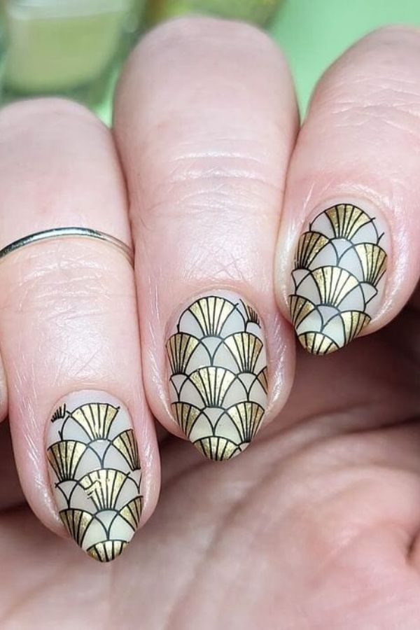 34 Most Stunning Deco Nails Art to Try Right Now 16 1920 Deco Nail Design