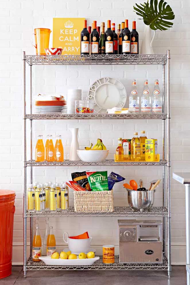 47 Dream Apartment Decor Ideas to Make You Feel Like Home 21 Add Open Kitchen Storage