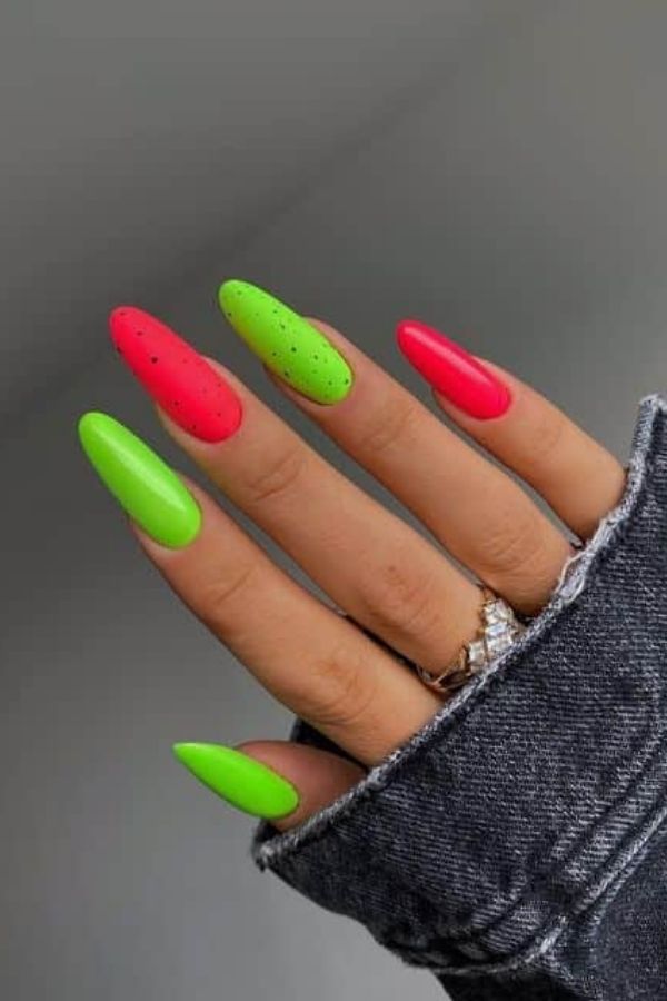 53 Lovely Bright Neon Nail Designs and Mani Nails Colors That Are Trending This Year 26 Apple Green with Tangerine Nails