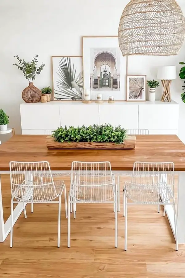 Artful Dining Room Setup