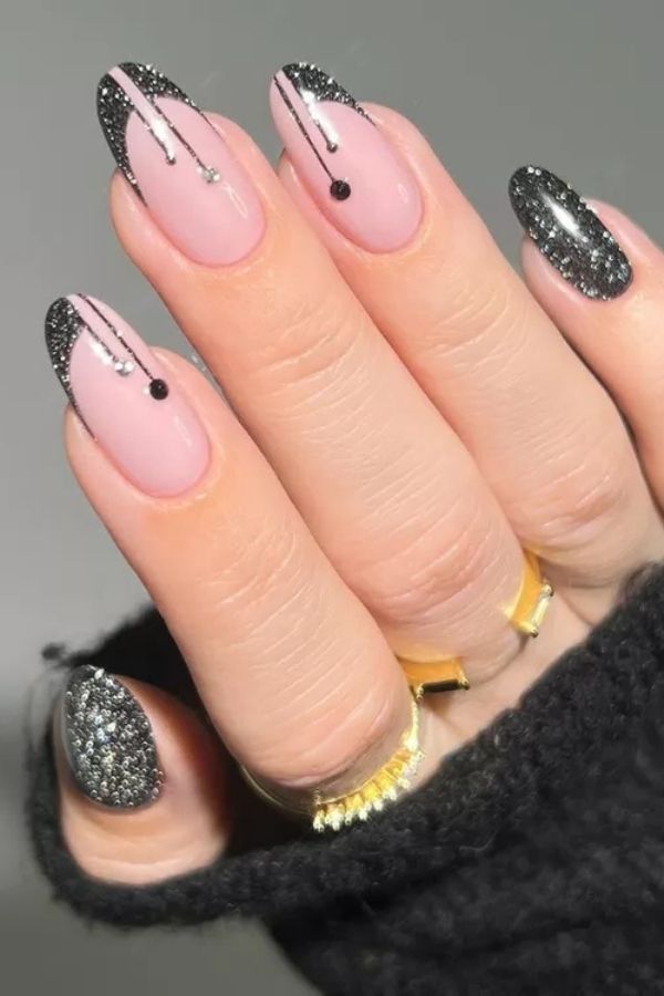 34 Most Stunning Deco Nails Art to Try Right Now 35 Black Velvet Fingernails Design