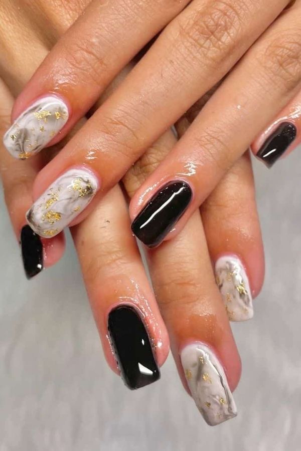 47 Cute Graduation Nail Ideas Mani Designs To Instantly Elevate Your Graduation Look 37 Black and White Graduation Nails