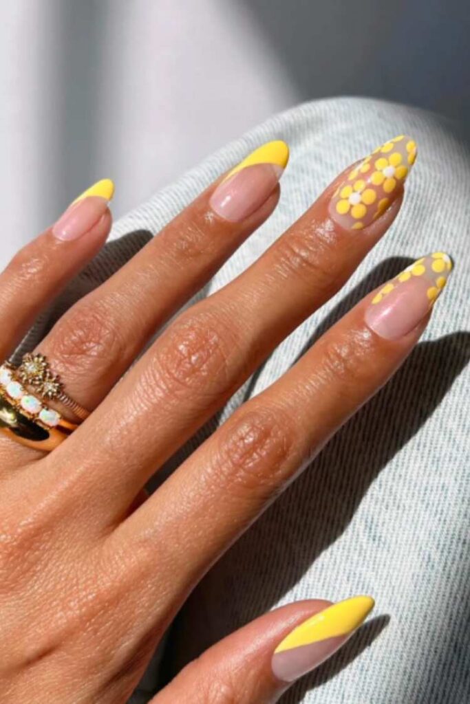 35 Classy Vacation Nail Designs You Can Try This Summer 34 Bright Blooms Summer Nails for summer vaccations