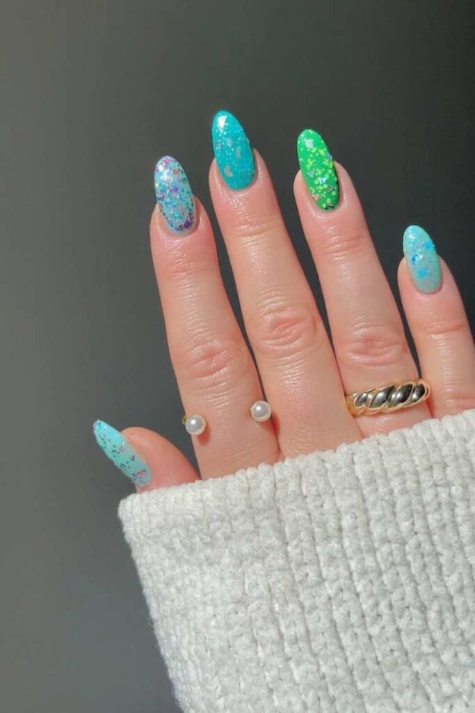 35 Classy Vacation Nail Designs You Can Try This Summer 2 Bright Nails for Summer Trips