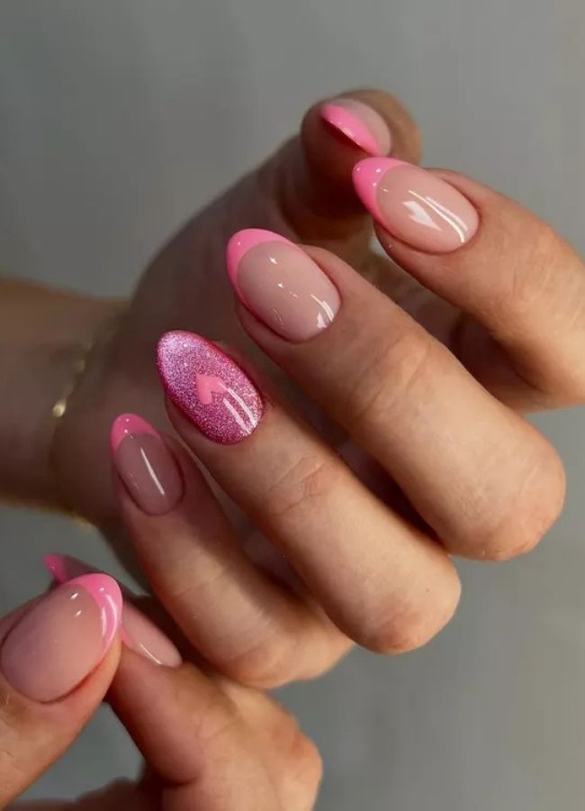 48 Super Trendy French Tip Nails and Manicure Designs You Will Instantly Love 3 Cat-Eye French Nails