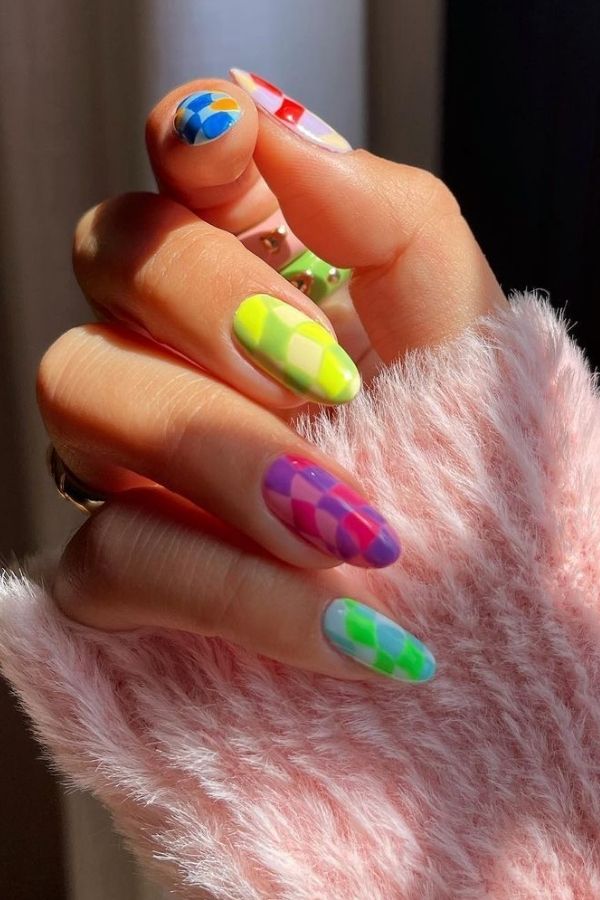 53 Lovely Bright Neon Nail Designs and Mani Nails Colors That Are Trending This Year 32 Checkered Neon Manicure Art
