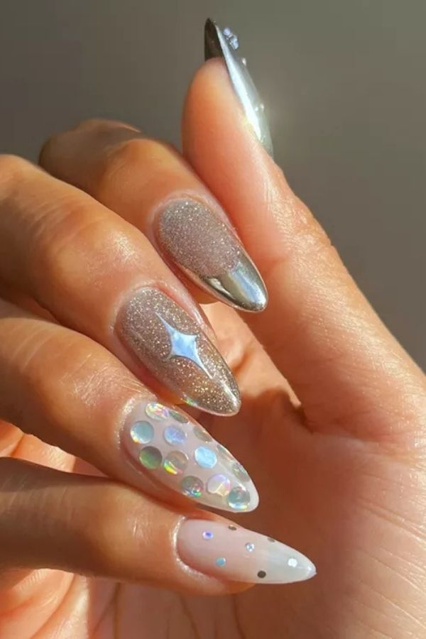 34 Most Stunning Deco Nails Art to Try Right Now 13 Confetti Deco Mani Art