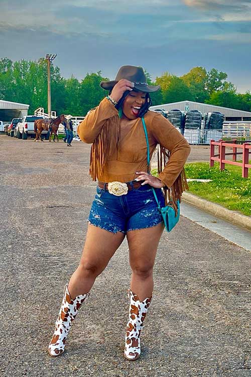 30 Black Cowgirl Outfits for Black Women That Redefine Western Style 23 Cow-Print Confidence at the Rodeo