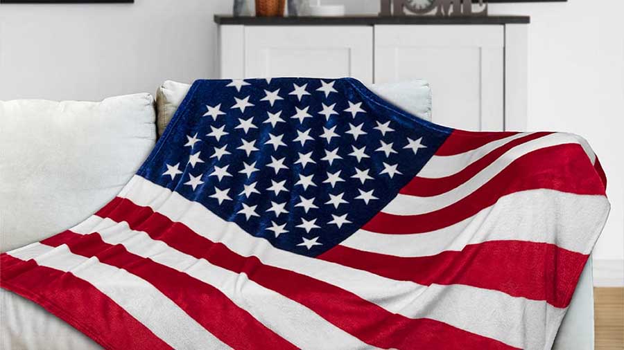 Cozy Patriotic Throw Blanket