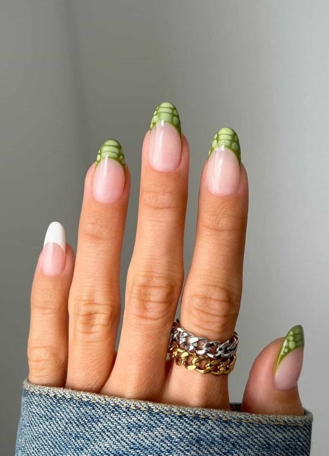 48 Super Trendy French Tip Nails and Manicure Designs You Will Instantly Love 28 Crocodile Print French Tips Design
