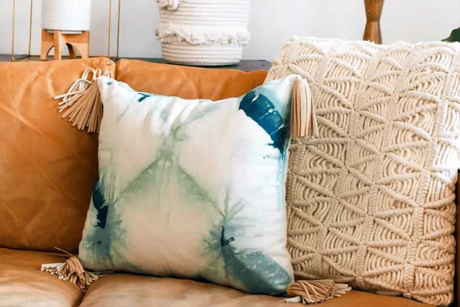 36 Stunning Summer Decorating Ideas to Refresh Your Home for 2025 28 DIY Tie-Dye Pillow Covers