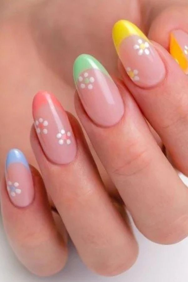 Dainty Colorful Flower Nails