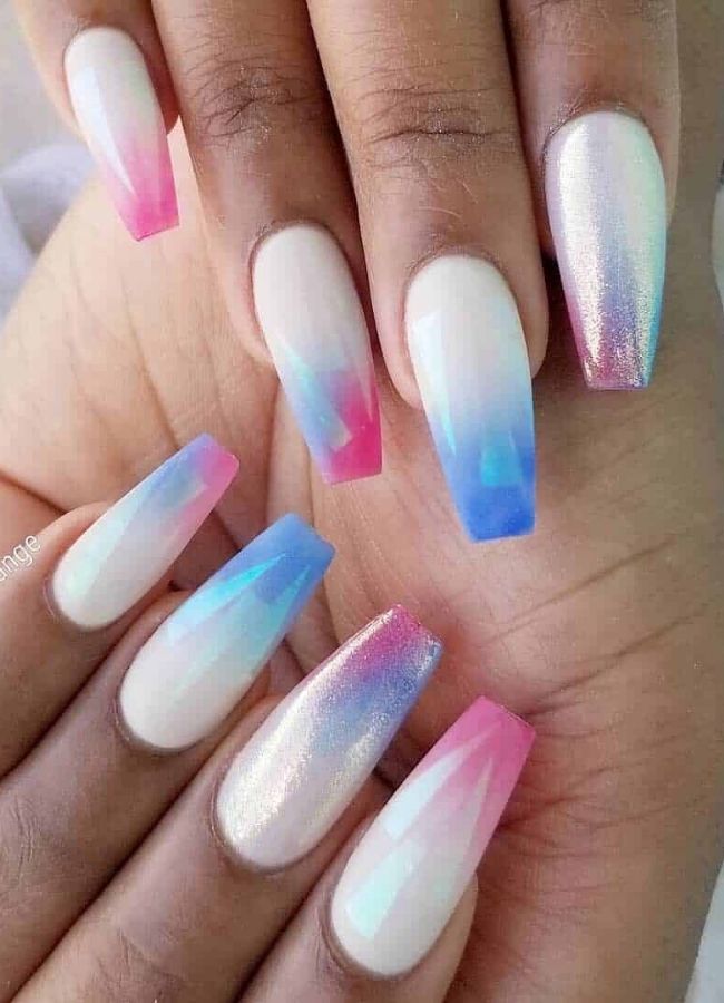 59 Elegant 4th Of July Nails Patriotic Nail Designs You Must Try on Independence Day 18 Dreamy Pastel Chrome Nails for Patriot Day