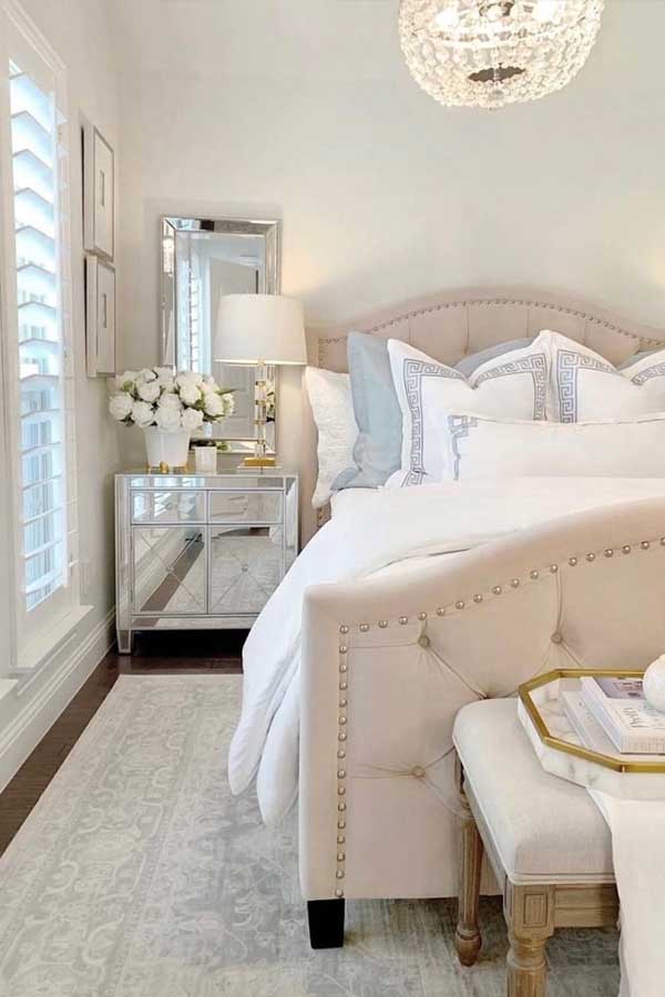 36 Stunning Summer Decorating Ideas to Refresh Your Home for 2025 23 Elegant Master Bedroom Retreat