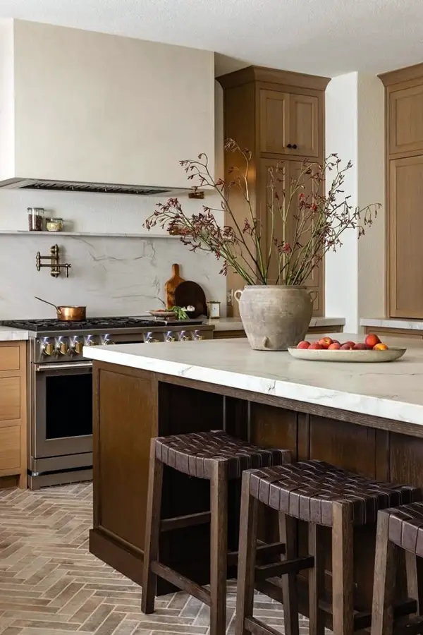Farmhouse Kitchen Island Style