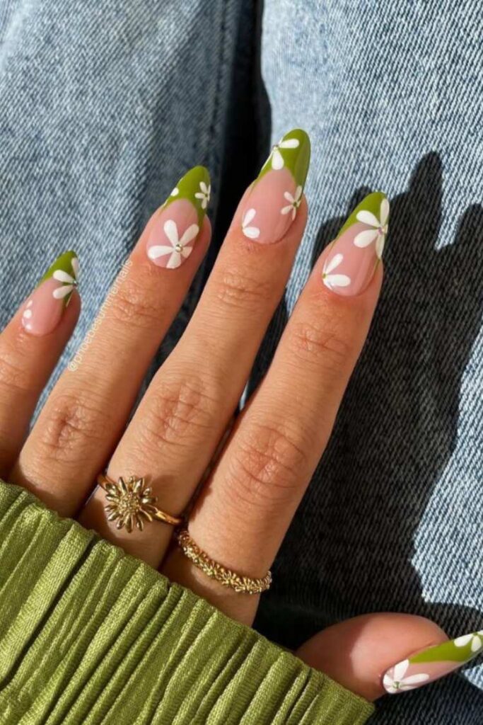 35 Classy Vacation Nail Designs You Can Try This Summer 24 Floral green French for summer
