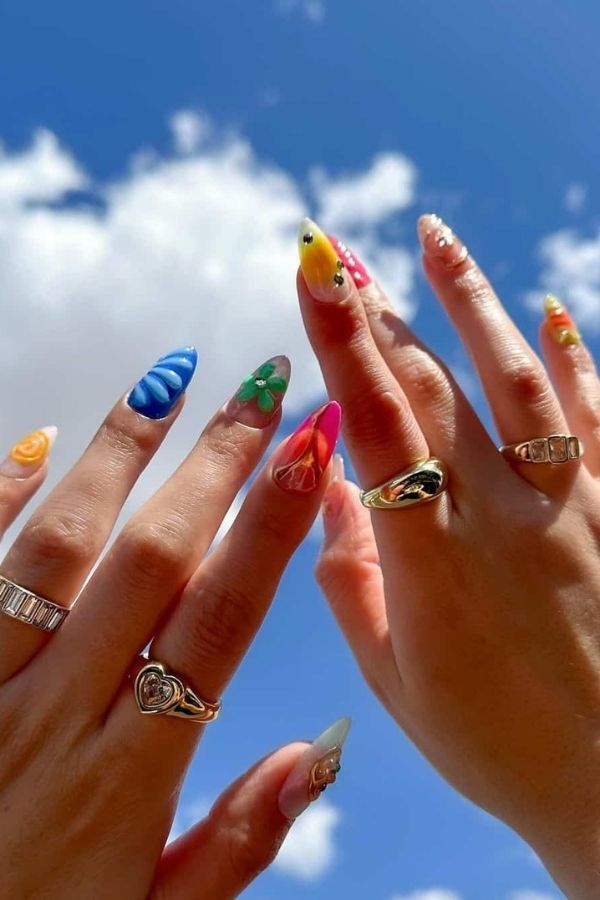 39 Elegant Summer Nails Designs To Upgrade Your Entire Look For The New Season 9 Funky Color Summer Nails