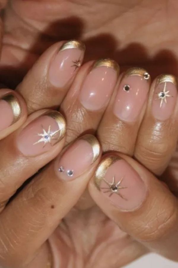 34 Most Stunning Deco Nails Art to Try Right Now 7 Gold Star French Tips