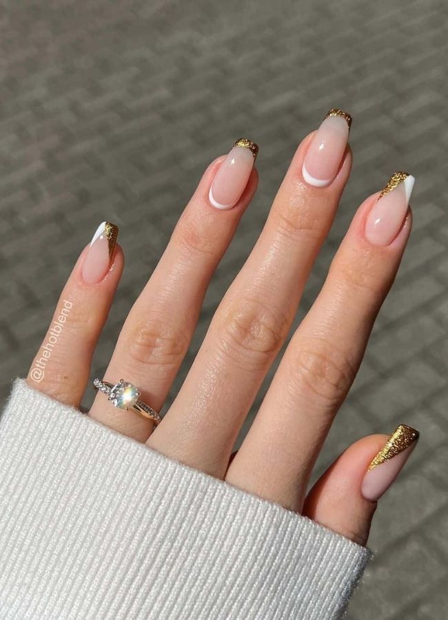 48 Super Trendy French Tip Nails and Manicure Designs You Will Instantly Love 43 Gold French Tip Nails