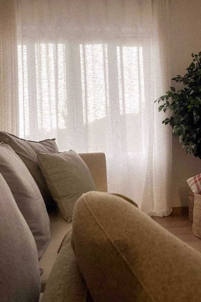47 Dream Apartment Decor Ideas to Make You Feel Like Home 3 Lighten Up with Sheer Curtains