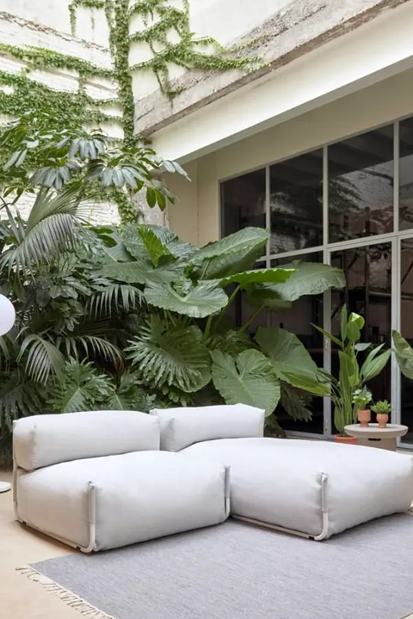 Lush Urban Balcony Escape
