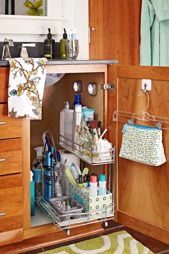 47 Dream Apartment Decor Ideas to Make You Feel Like Home 27 Organize the Bathroom Right