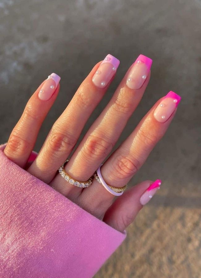 48 Super Trendy French Tip Nails and Manicure Designs You Will Instantly Love 27 Pearly Pink French Tips Luxe Look