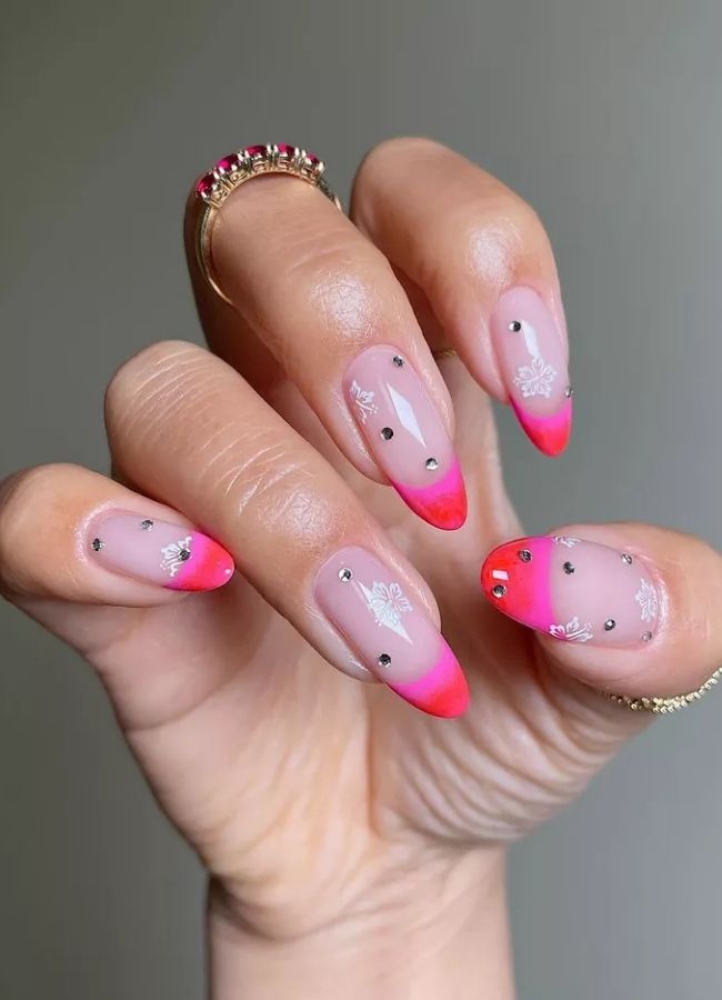48 Super Trendy French Tip Nails and Manicure Designs You Will Instantly Love 26 Pink and Red Bold French Nail Look