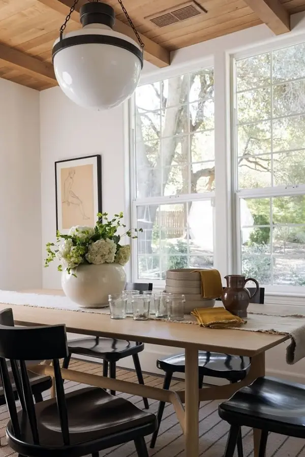 Rustic Meets Modern Dining