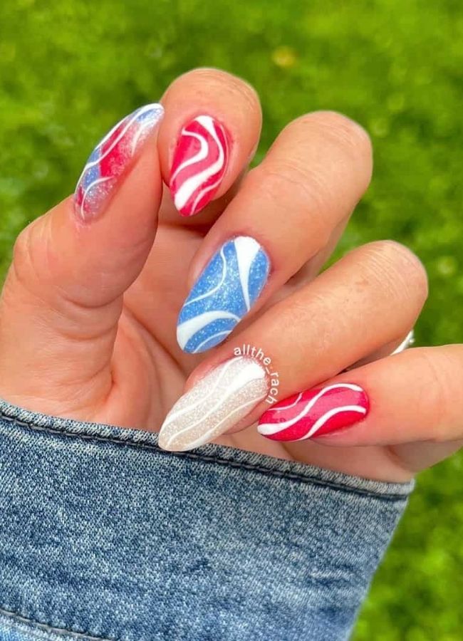 59 Elegant 4th Of July Nails Patriotic Nail Designs You Must Try on Independence Day 11 Shimmering 4th of July Nails That Stand Out