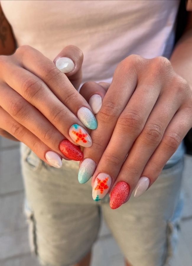 31 Insanely Cute Beach Nails Designs Ideas You’ll Want to Recreate This Summer 28 Starry Beach Nail Styles