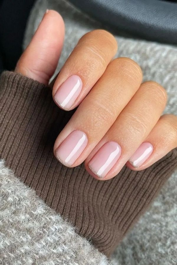 43 Trending Short Summer Nails Designs You Can’t Miss But Replicate 4 Subtle Shimmer Short Nail Ideas