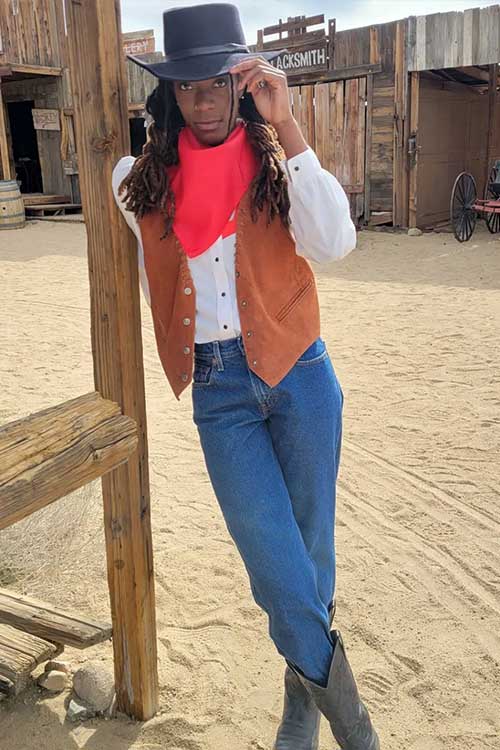 30 Black Cowgirl Outfits for Black Women That Redefine Western Style 17 Throwback Western Realness