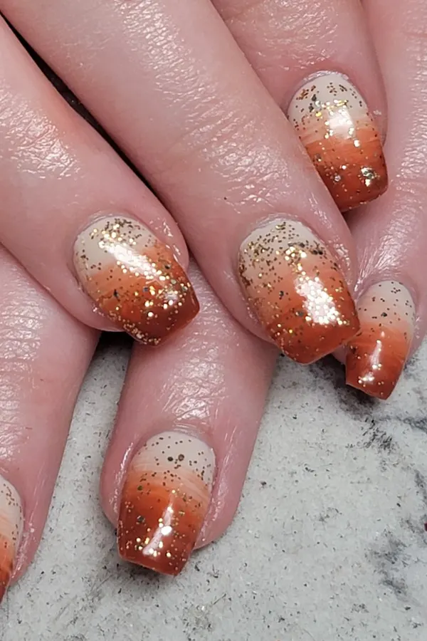 37. Glam Fall Wedding Nail Ideas For Guests & Bride That Look Great in Every Photo 5 Autumn Ombre Wedding Nails