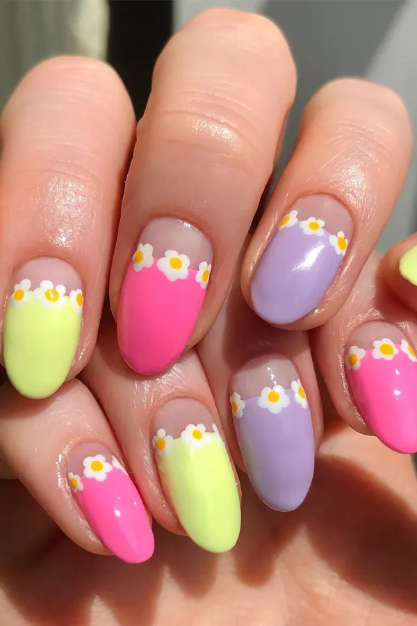 44 Simple Clear Nail Designs For Fresh, Clean, and Modern Mani Look 27 Beautiful Daisy Nails Design