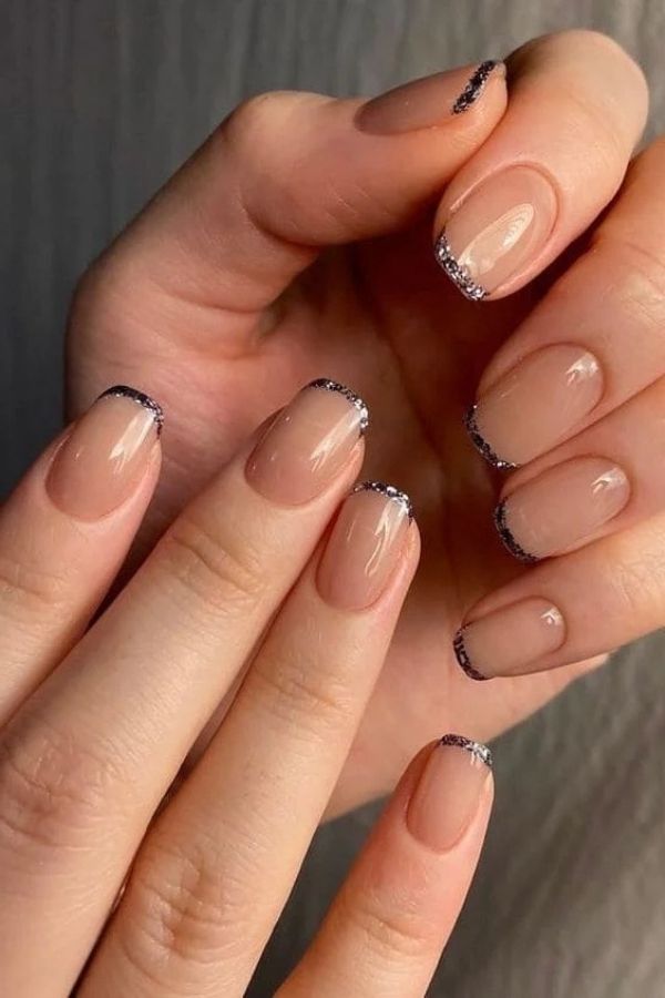 36 Subtle Yet Cute Minimal Nail Designs Mani Ideas You’ll Love to Wear 15 Black Glitter-Tipped Nails