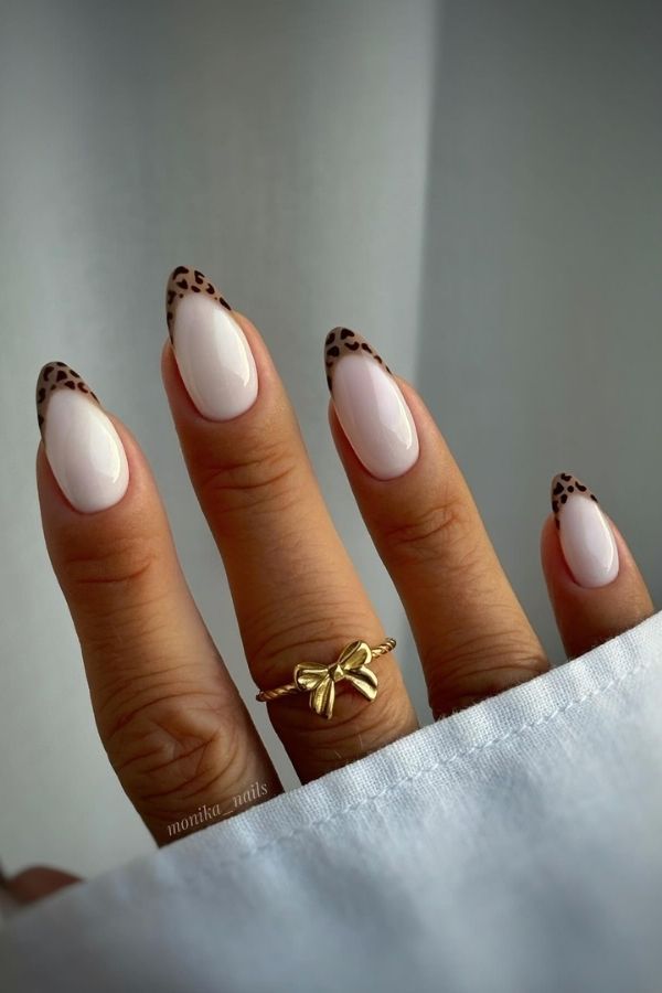 36 Subtle Yet Cute Minimal Nail Designs Mani Ideas You’ll Love to Wear 29 Bold Black Coffee Nail Tips