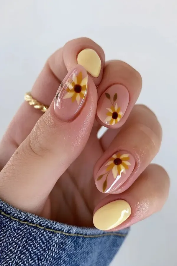 41 Bright and Cheerful Sunflower Nail Designs Ideas You’ll Love to Copy 38 Butter Yellow Sunflower Nails