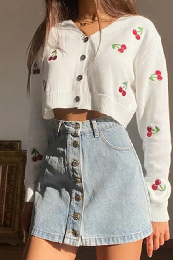 51 Stylish Fall Outfit Ideas for Woman Who Want Comfort and Class 49 Cherry Knitted Cardigan Fall Outfits Inspo for Teens