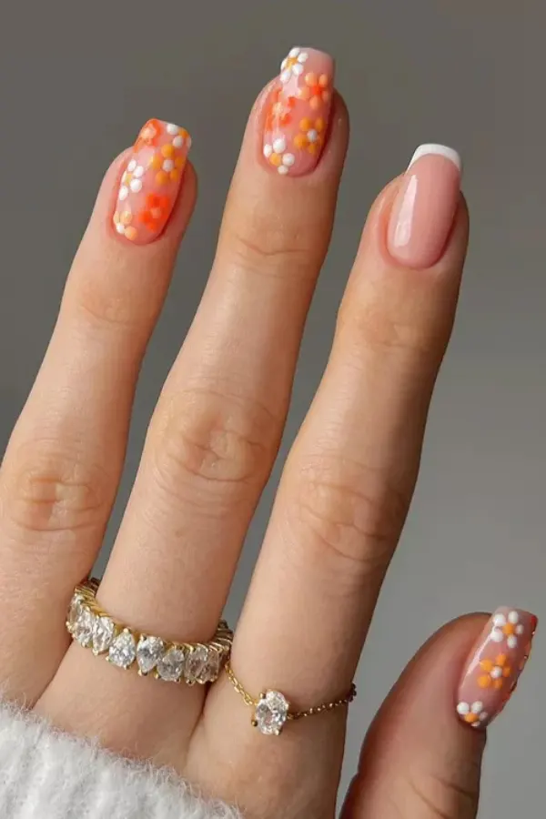 41 Bright and Cheerful Sunflower Nail Designs Ideas You’ll Love to Copy 6 Dots Sunflower Nails