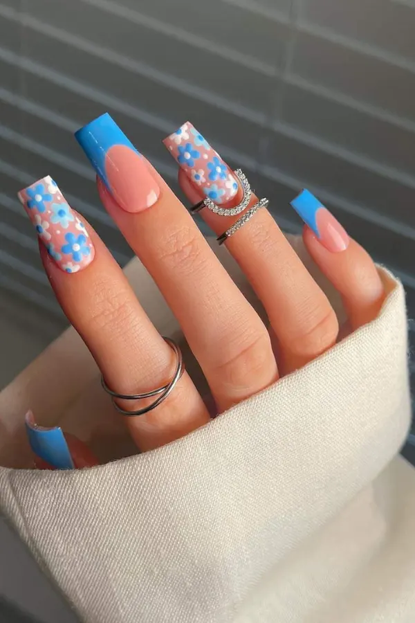 54 Elegant Flower Nail Designs Floral Mani Ideas To Copy This Season 4 Fierce Ice Blue Florals Manicure