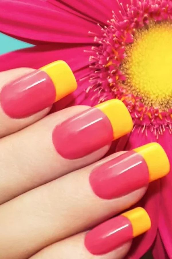41 Fun Summer Nails Designs To Level Up Your Look This Season 8 Fresh Daisy Petals on Pastel Tips