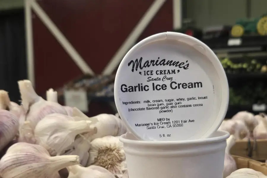 Garlic Ice Cream With Honey
