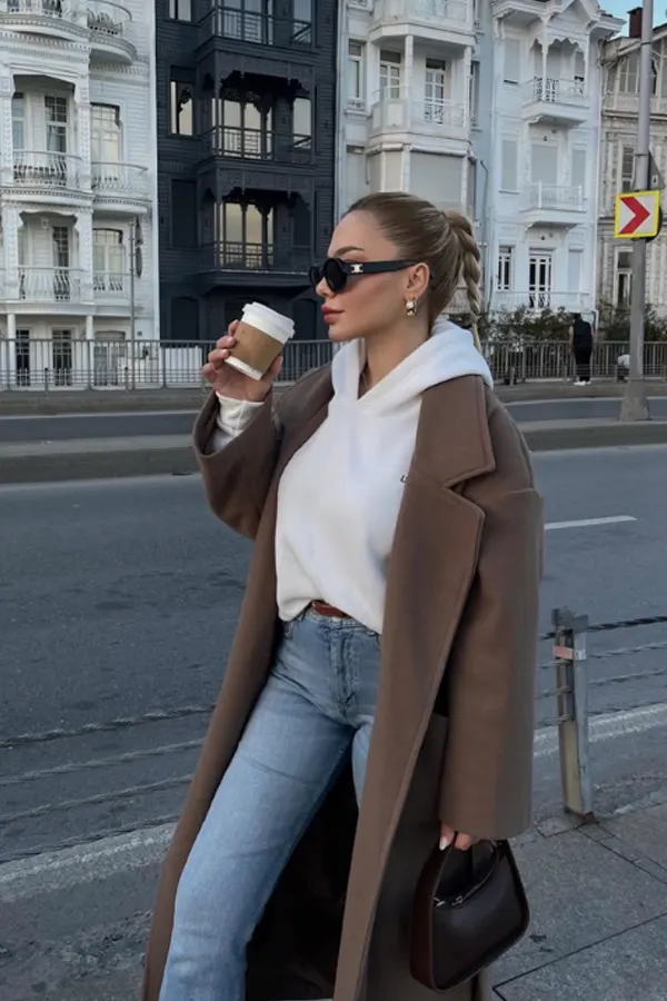51 Stylish Fall Outfit Ideas for Woman Who Want Comfort and Class 38 Hoodie and Long Coat with Straight Jeans