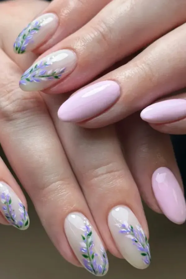 54 Elegant Flower Nail Designs Floral Mani Ideas To Copy This Season 47 Lavender and Blush Floral Nail Art