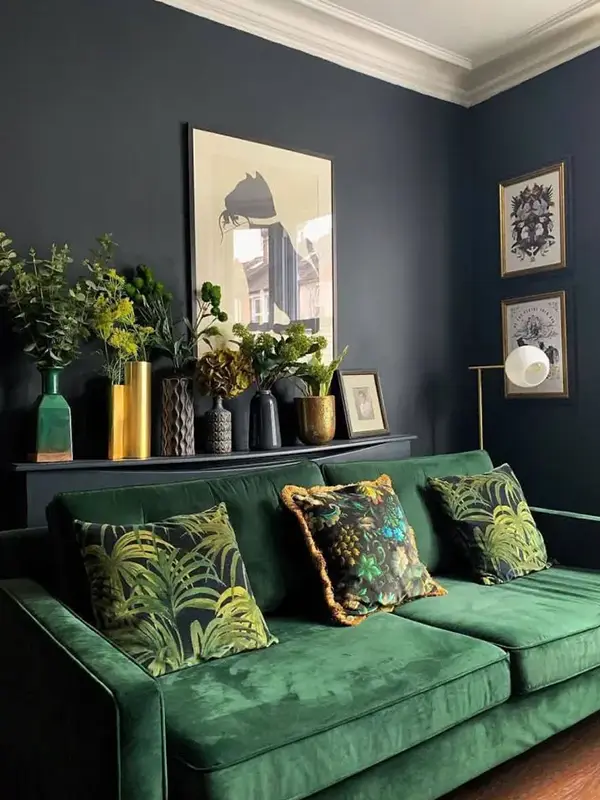 Lively Contrast with Art and Greenery