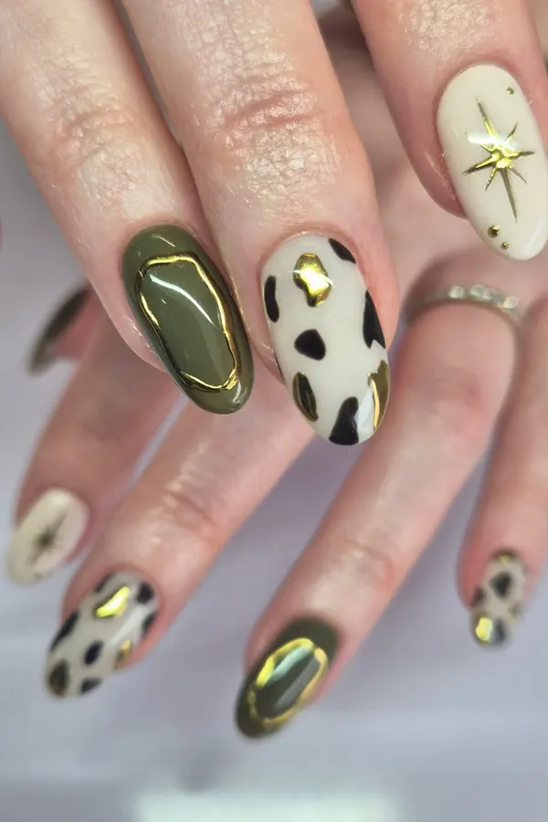 Luxury Olive Gold Manicure Design