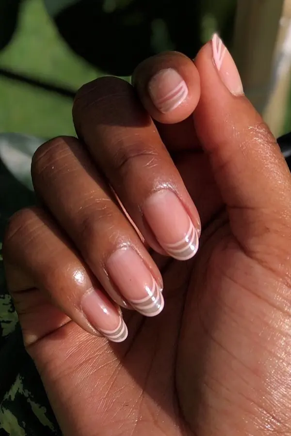 44 Simple Clear Nail Designs For Fresh, Clean, and Modern Mani Look 36 Micro-Stroke Nail Tips
